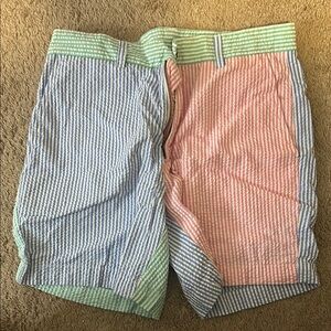 Vineyard Vines Striped Men Shorts